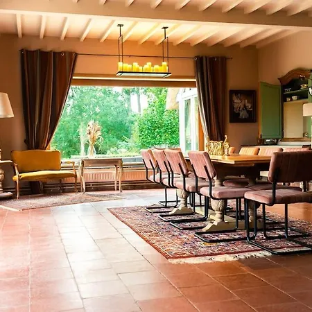 Holiday home Luxury Raesborre Domain